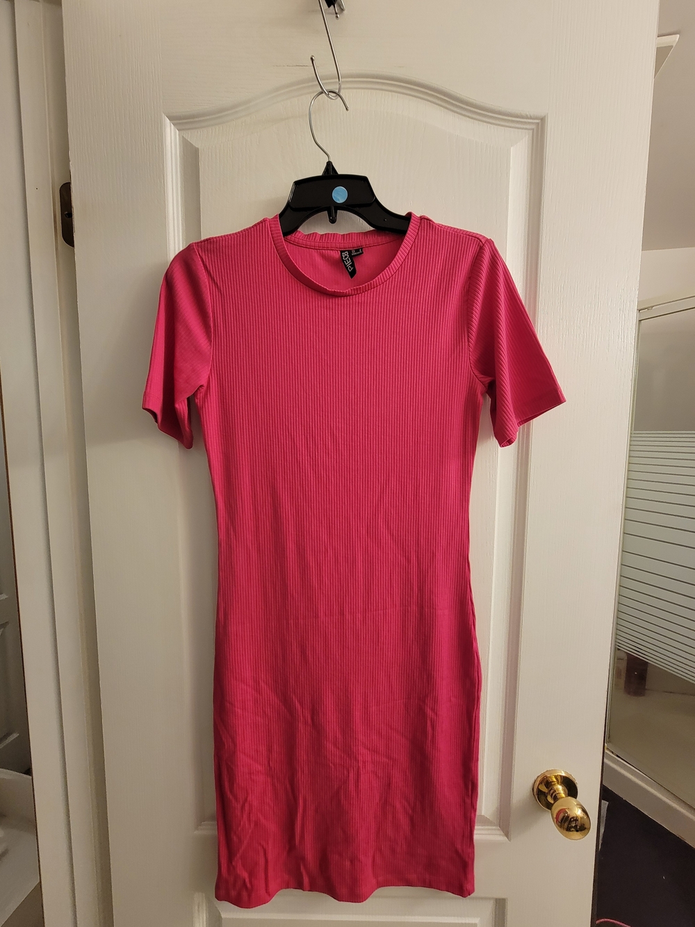 Pink Ribbed Short-Sleeve Midi Dress